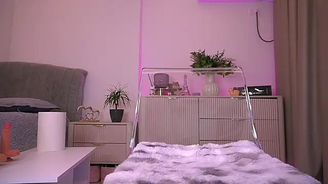 lildiaa online show from 05-10-26, 03:58