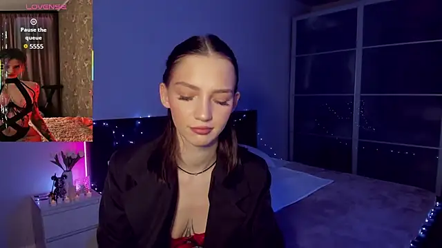 SophieCatty online show from 02-09-26, 04:49