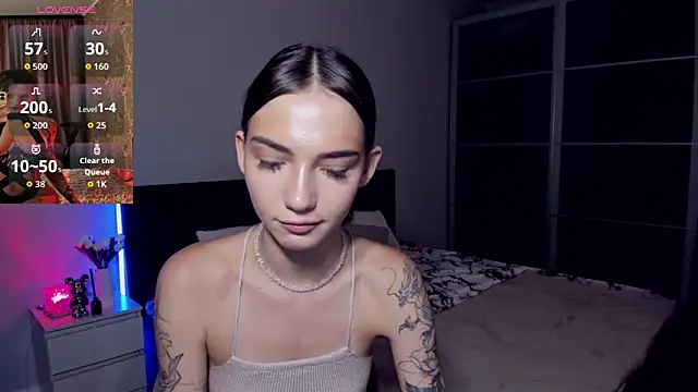 SophieCatty online show from 09-08-25, 07:46