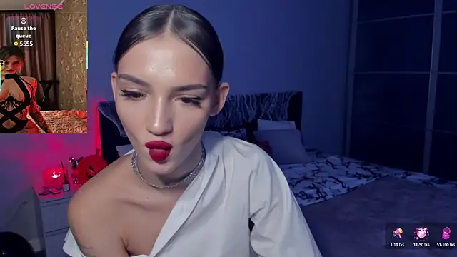 SophieCatty online show from 10-30-25, 02:14