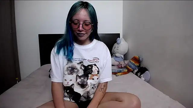 MARIANADIRTY online show from 12-19-25, 04:20