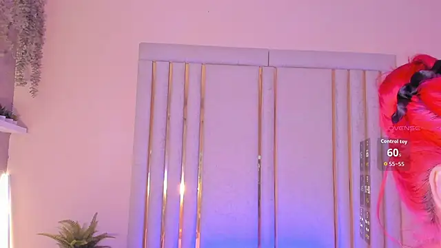 Snapshot of Saekohofman chatting on 10-15-25, 04:11 Saekohofman online show from 10-15-25, 04:11