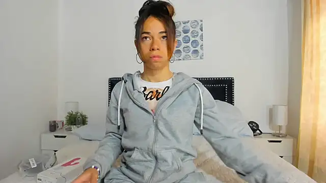 ZulyMichels online show from 02-20-25, 12:57