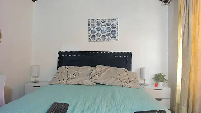 ZulyMichels online show from 12-22-25, 12:38