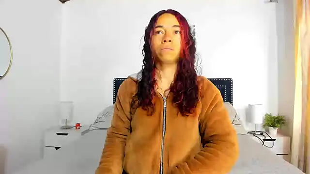 ZulyMichels online show from 10-20-25, 12:06