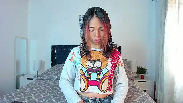 ZulyMichels online show from 03-25-26, 12:37