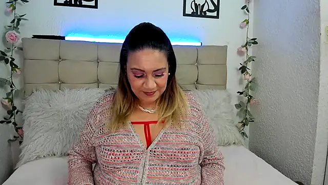 yayita mature online show from 09-27-25, 01:28