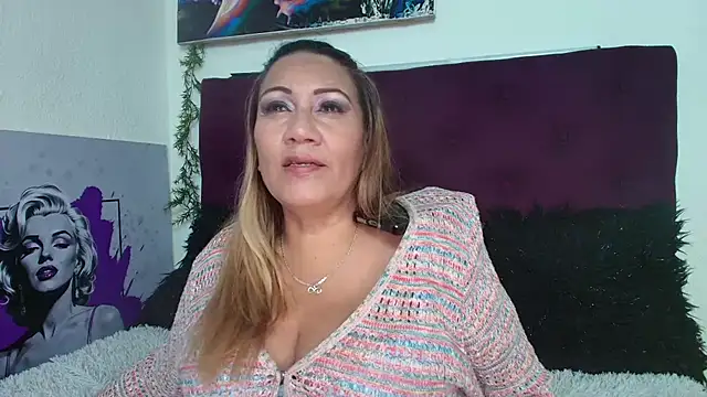 Snapshot of yayita_mature chatting on 07-12-26, 01:45 yayita mature online show from 07-12-26, 01:45
