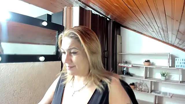 yayita mature online show from 03-12-25, 12:57