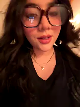 Snapshot of marcimaa chatting on 09-20-25, 11:21 marcimaa online show from 09-20-25, 11:21