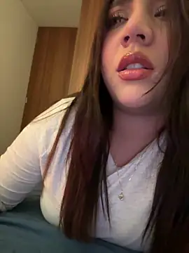 Snapshot of marcimaa chatting on 01-28-25, 12:05 marcimaa online show from 01-28-25, 12:05