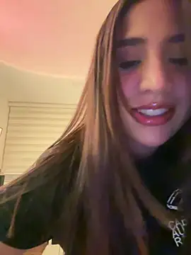 Snapshot of marcimaa chatting on 02-22-25, 12:16 marcimaa online show from 02-22-25, 12:16