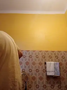 White rabbit  online show from 11-16-25, 09:47