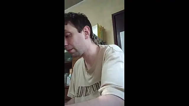 White rabbit  online show from 05-28-26, 04:46