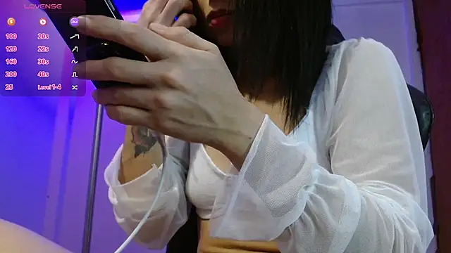 Snapshot of Martina1369 chatting on 02-18-26, 06:26 Martina1369 online show from 02-18-26, 06:26