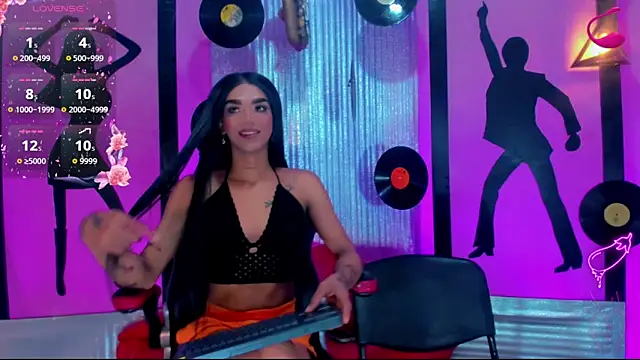 Snapshot of nickyminach_ chatting on 09-27-25, 07:42 nickyminach online show from 09-27-25, 07:42