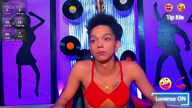 Snapshot of nickyminach_ chatting on 02-06-26, 03:24 nickyminach online show from 02-06-26, 03:24