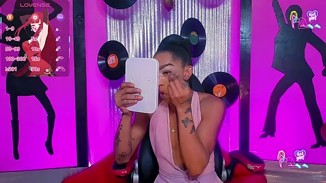 nickyminach  online show from 03-26-26, 07:45