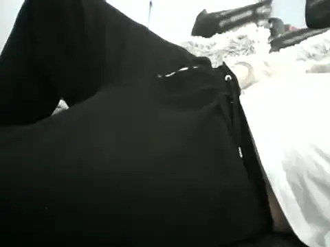 Snapshot of Krasavzi chatting on 03-07-25, 03:39 Krasavzi online show from 03-07-25, 03:39