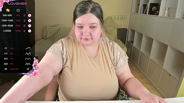 PlumPie online show from 11-19-25, 01:55