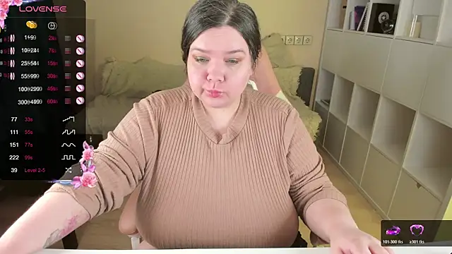 PlumPie online show from 11-12-25, 12:48