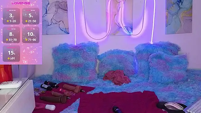 ManeSummers online show from 10-25-25, 03:49