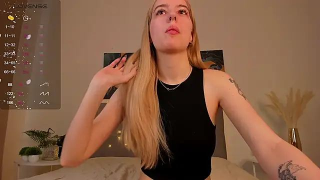 Fire moth online show from 03-31-26, 04:03