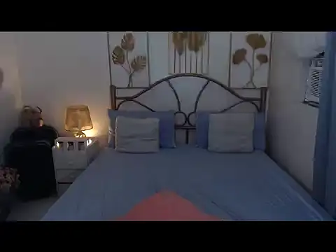 angelicahakenson online show from 09-19-25, 09:46