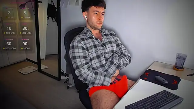 HonestAndrew online show from 02-08-26, 06:55