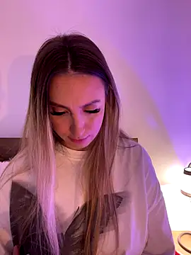 Eva Ryen online show from 11-06-25, 04:55