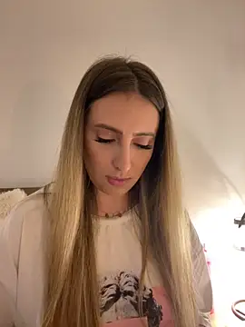 Eva Ryen online show from 11-20-25, 05:13