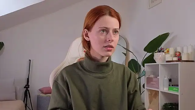 doll lesli online show from 10-17-25, 09:34