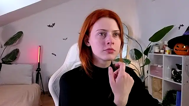 doll lesli online show from 11-05-25, 08:39