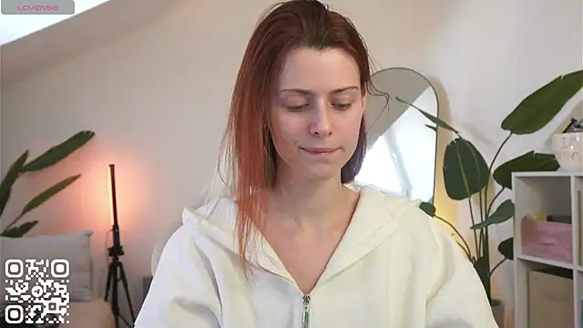 doll lesli online show from 02-11-26, 12:38