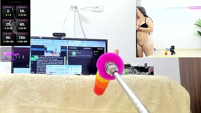 Paulina Davis  online show from 01-11-26, 12:06