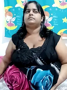 Snapshot of SusanaEshwar chatting on 02-20-26, 11:17 SusanaEshwar online show from 02-20-26, 11:17