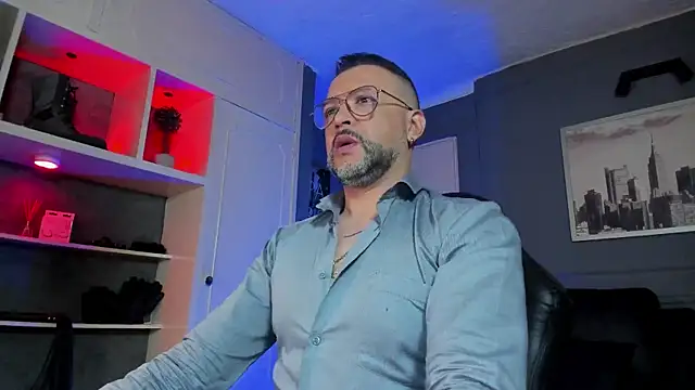 MrFrank tattoo online show from 02-25-26, 10:37