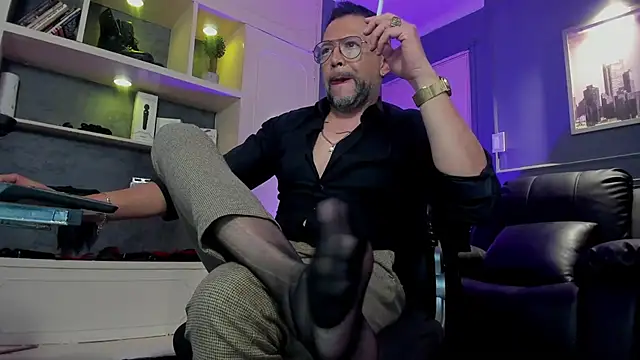 MrFrank tattoo online show from 01-05-26, 05:38