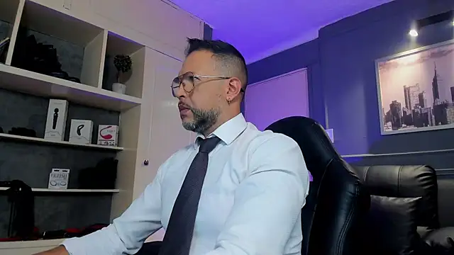 MrFrank tattoo online show from 11-10-25, 12:21