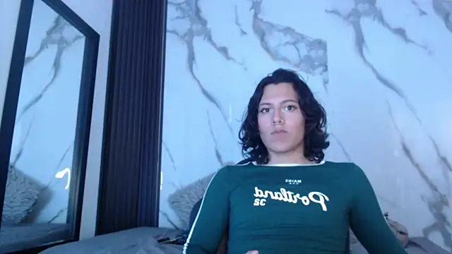 oliver  brown online show from 04-17-26, 10:45