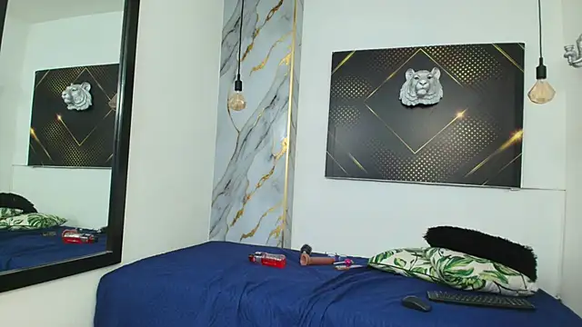 oliver  brown online show from 11-05-25, 10:46