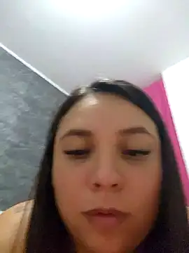LizzRouse online show from 10-20-25, 01:07