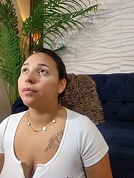 LizzRouse online show from 03-30-26, 09:49