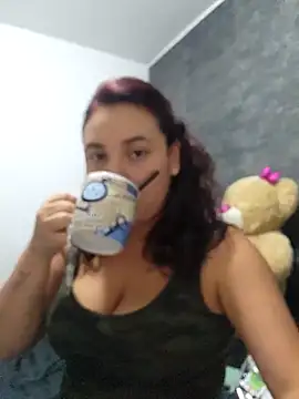 LizzRouse online show from 11-24-25, 07:03