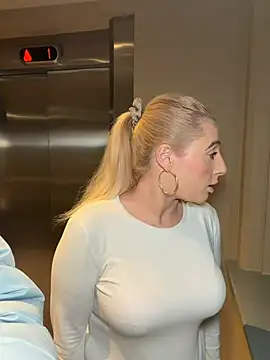 Strongqueen online show from 01-08-26, 09:10