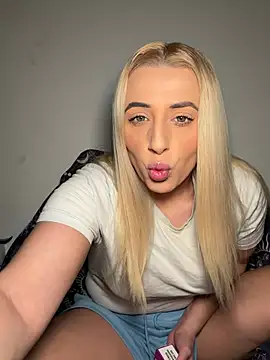 Strongqueen online show from 02-26-26, 09:48