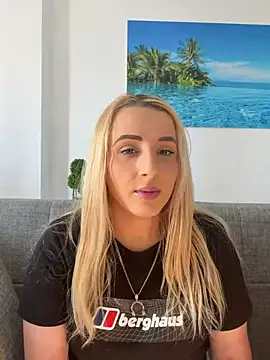 Strongqueen online show from 05-29-26, 06:03