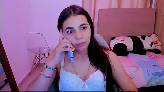  elenna online show from 04-13-26, 07:18