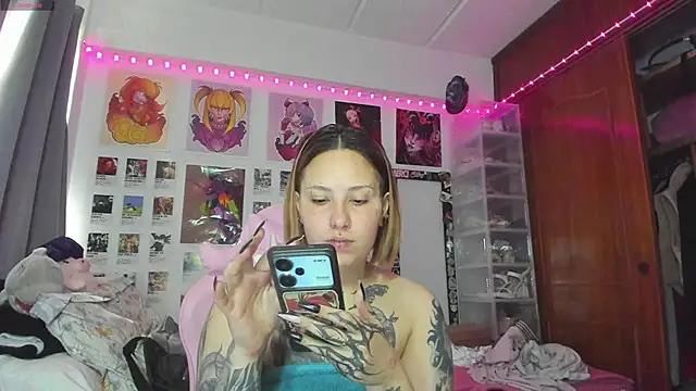 Jessie williams online show from 12-22-25, 04:51