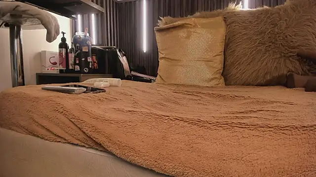  rebecca1 online show from 04-09-26, 01:29